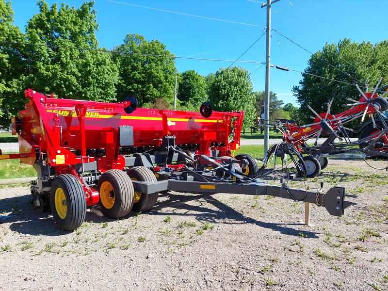 Planting & Seeding  Sunflower Grain Drill 9413-15 Photo